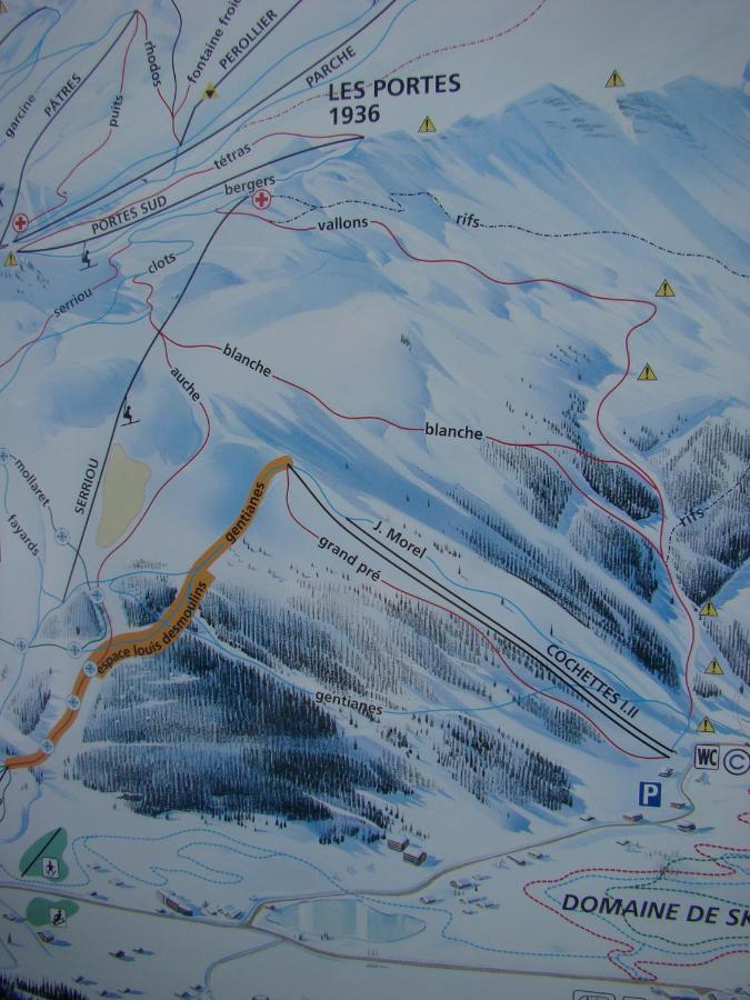 Studio Au Calme Face Aux Montagnes Dans Station De Ski La Morte Exterior foto